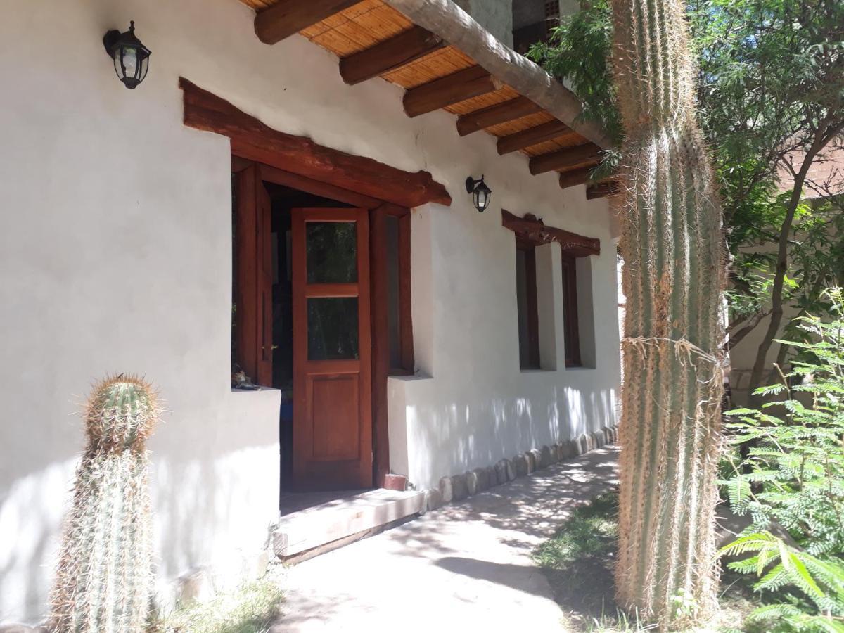 Hotel La Casa De Violeta Tilcara Exterior foto